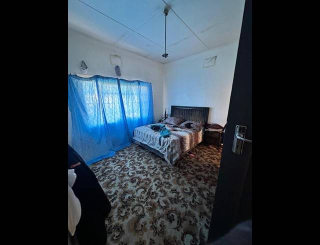 3 BEDROOM HOUSE FOR SALE IN WYCHWOOD